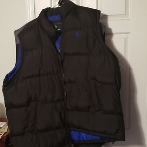 Us polo vest